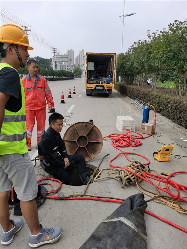 四更镇翻衬法管道修复技术主要工序