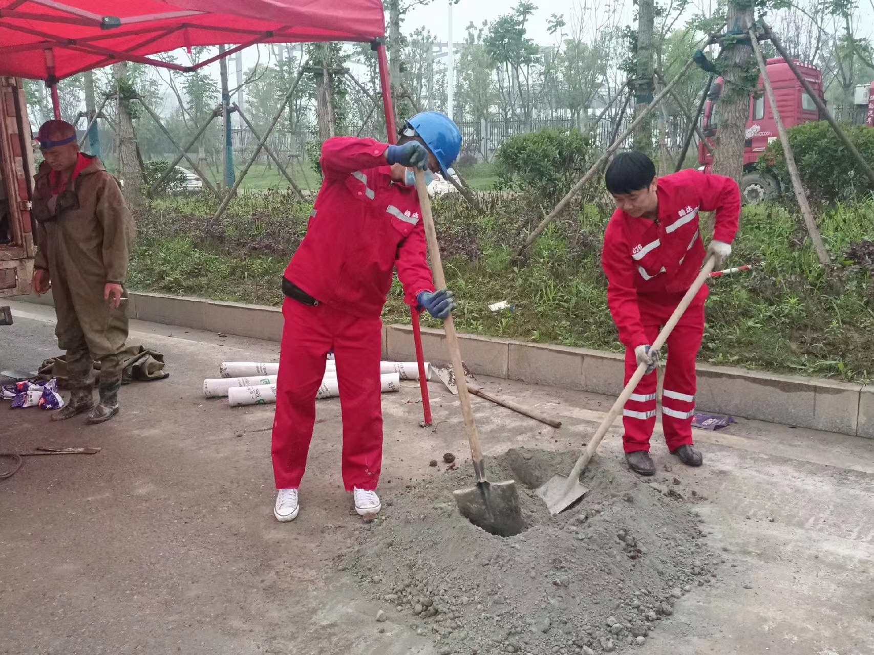 四更镇管道疏通哪家好】及时进行市政管道清淤